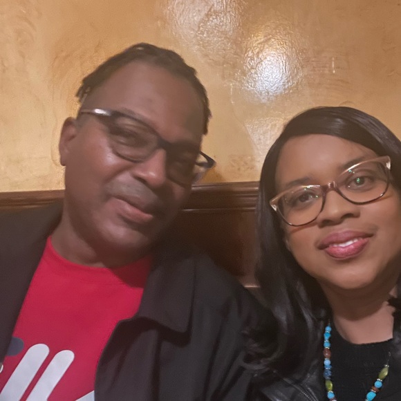 Meet your Posher, Carla - Picture 2 of 4